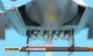 歼-35A还能反辐射!搭配雷电8A导弹亮相长春,为何与霹雳15这么像？